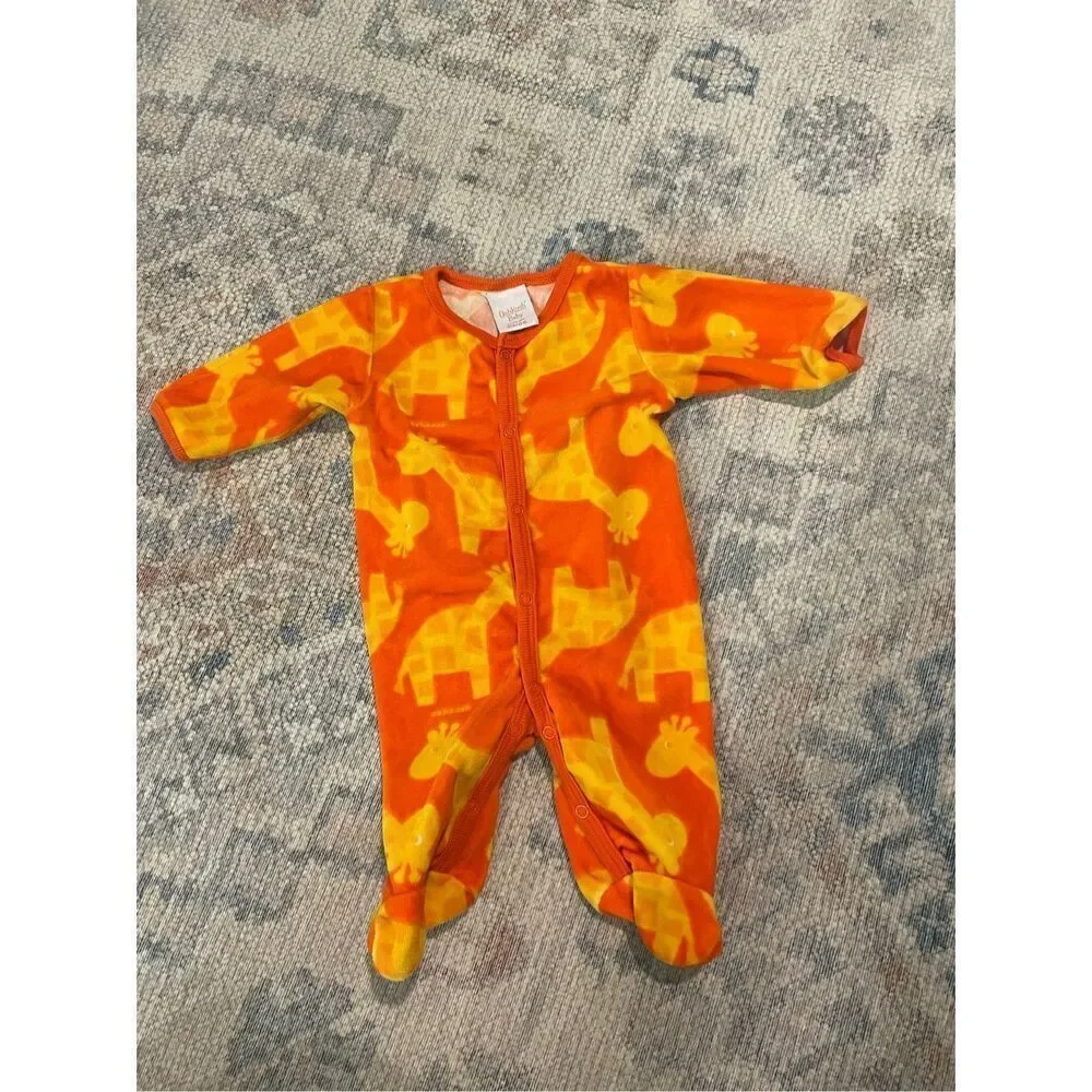 Oshkosh vintage‎ fleece giraffe footie pajamas size newborn